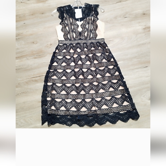 🎀NEW Womens  Lace Sleeveless Summer Dress - Picture 3 of 6